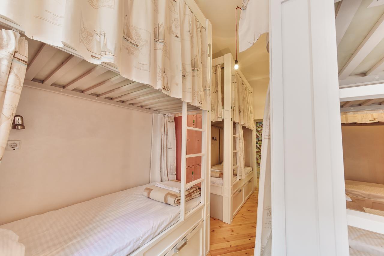 Hipstel Hostel Odessa Buitenkant foto