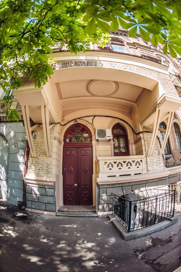 Hipstel Hostel Odessa Buitenkant foto